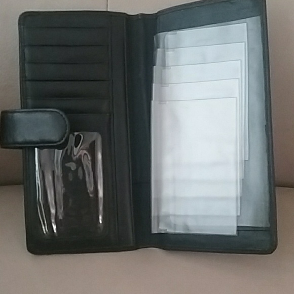 Wallet - Picture 2 of 4